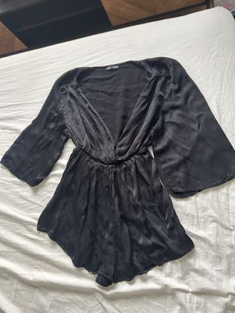 Schwarzer Playsuit Gr. S - elegant & bequem
