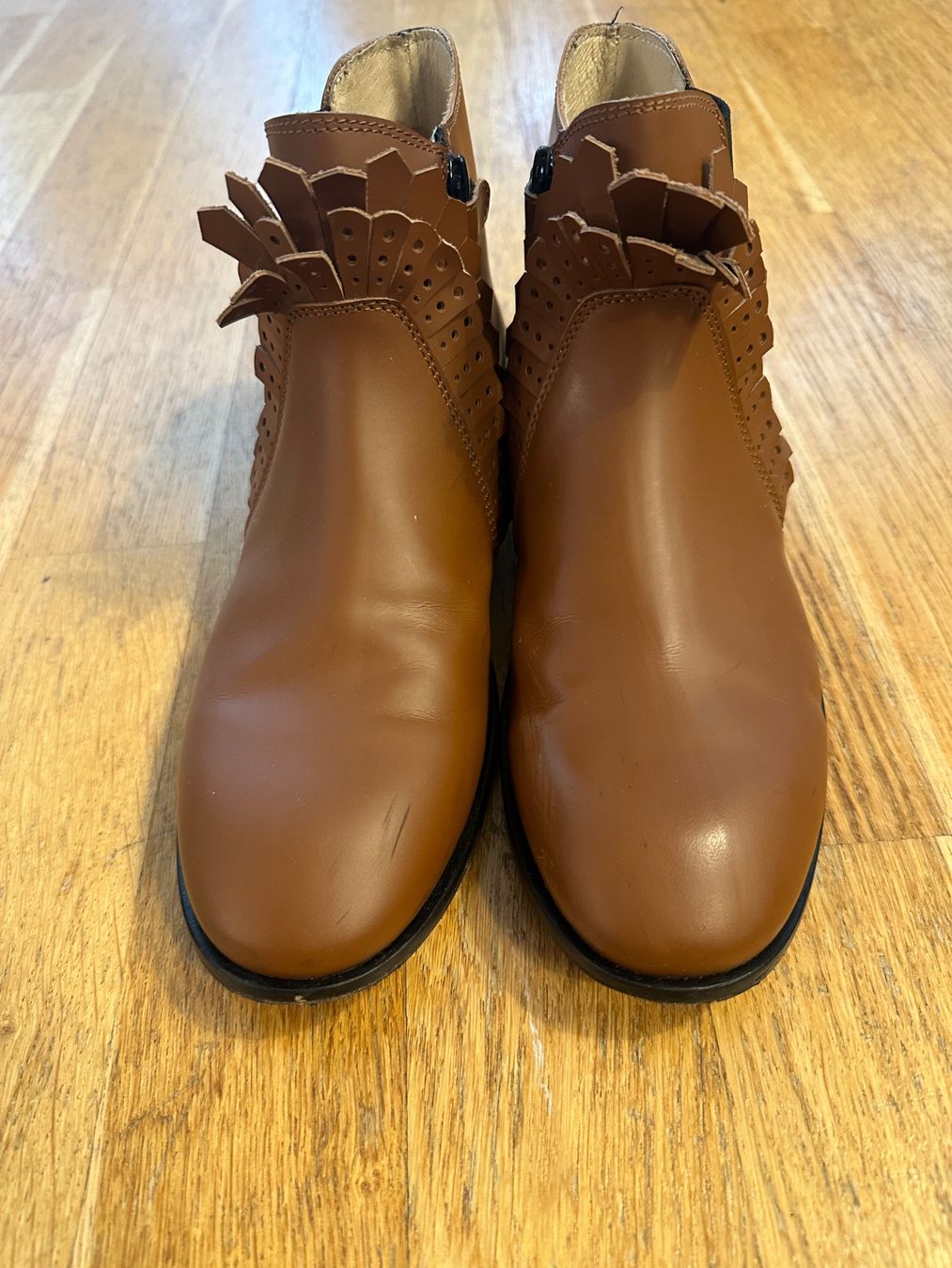 Scarpe per ragazze: Galucci Halbstiefel Gr. 36 – Usato da Zürich venduto da JuliaSp 1