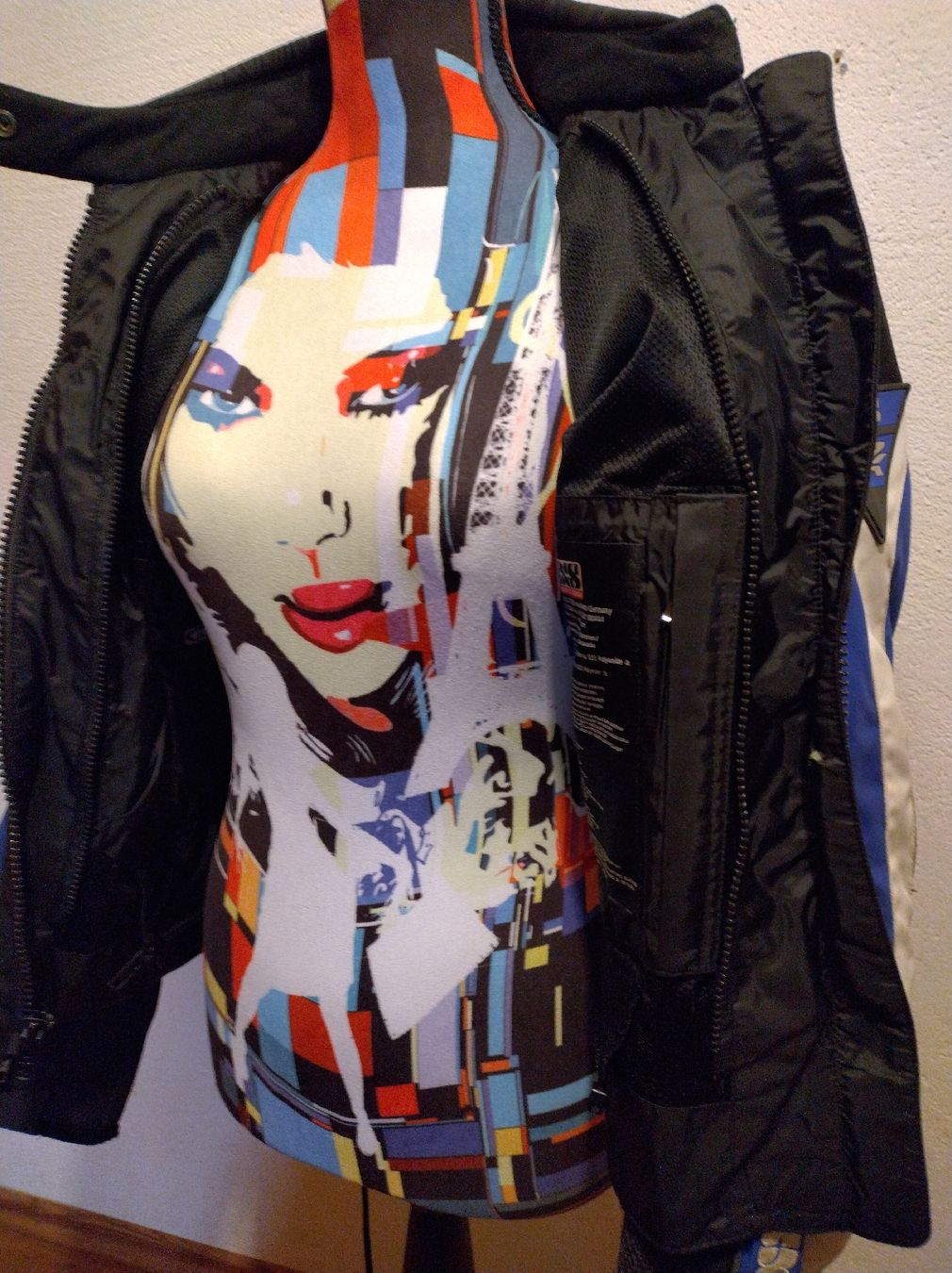 IXS Giacche: Motorradjacke Sommer Damen gr. L – Usato da Kulmerau venduto da Sendy 2