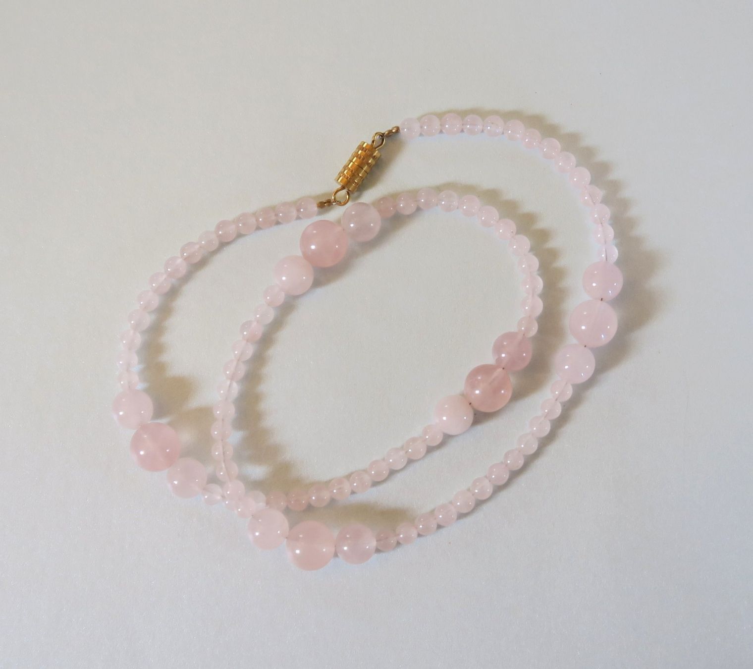 Catenine: Rosenquarz Perlenkette – Usato da Brittnau venduto da marlenestone 3