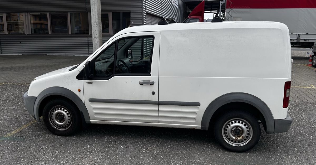 Ford Veicoli commerciali: Ford Transit Connect 200 S – Usato da Niederbipp venduto da Stifler21 2