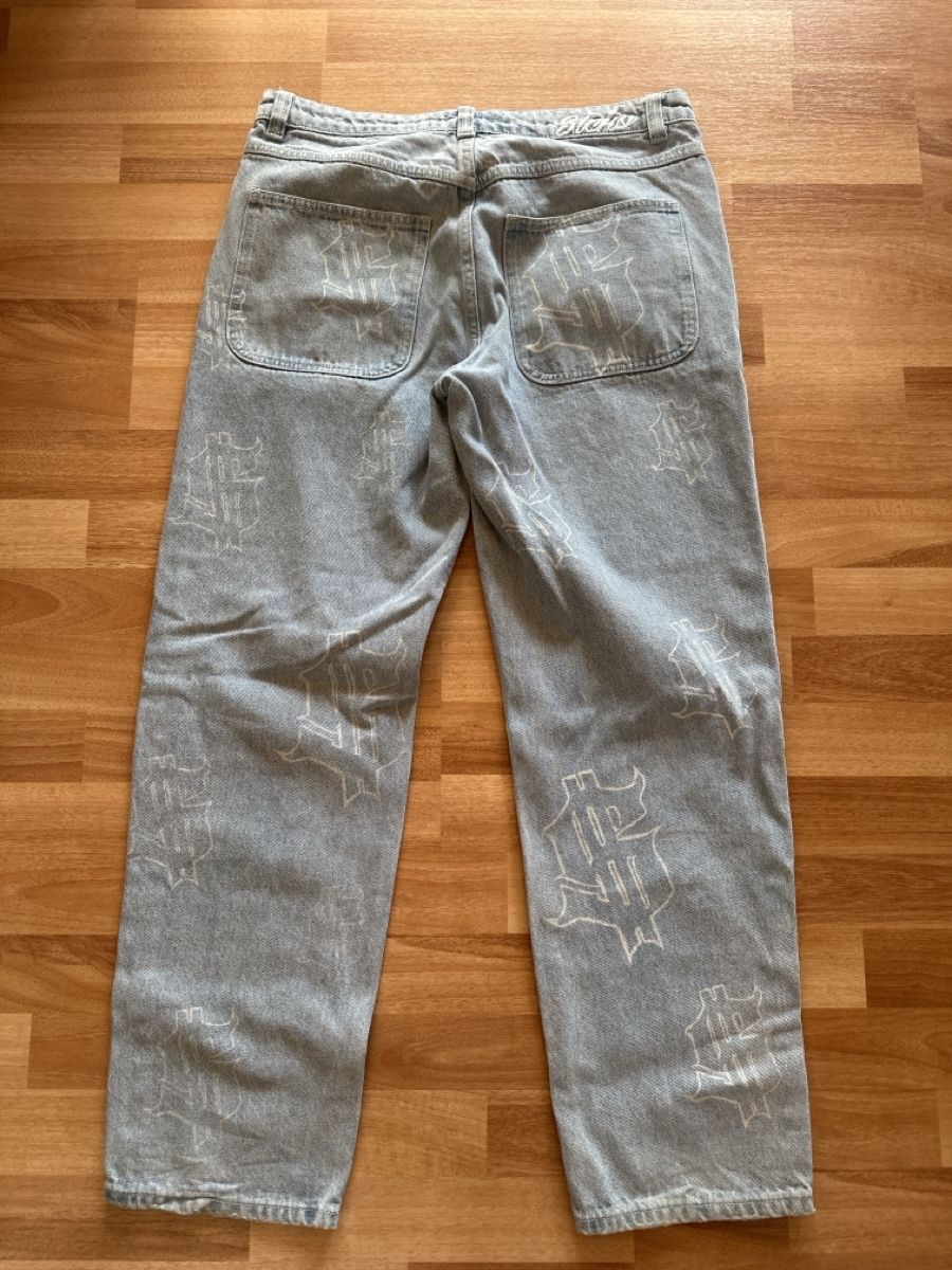 Jeans: SICKO Jeans Gr. 33, hellblau mit Dollar Muster – Usato da St. Gallen venduto da mai_gd7k 2