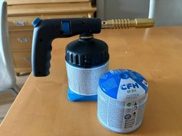Gasbrenner mit Kartusche fast wie neu