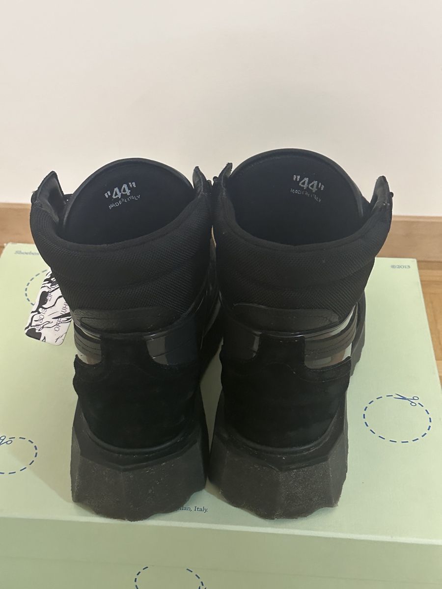 Scarpe da uomo: Off White Sponge Hiking Boots – Usato da Genève venduto da Regalfinds 3