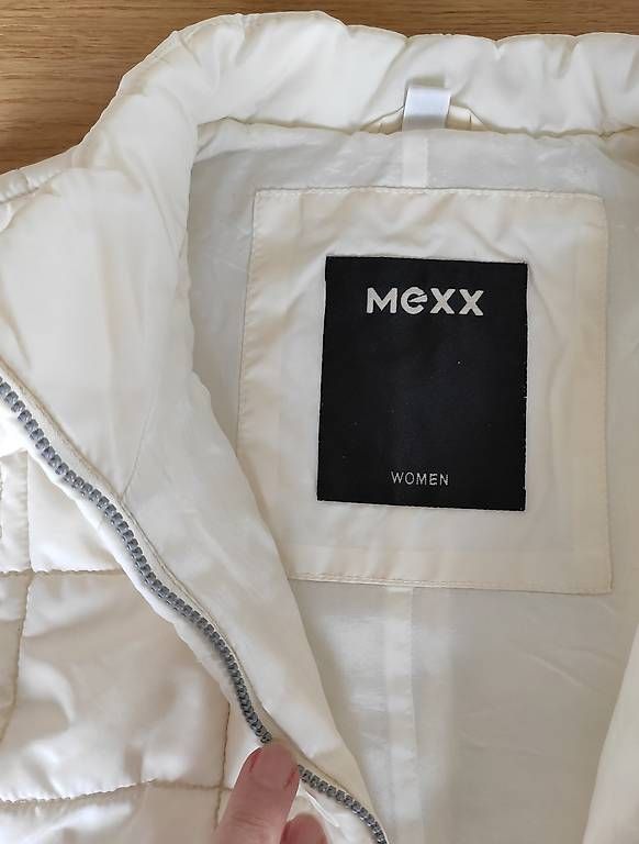 Gilet & Giacche senza maniche: Wattierte Weste von Mexx, Grösse 34 / 36 – Usato da Männedorf venduto da Plrt 2