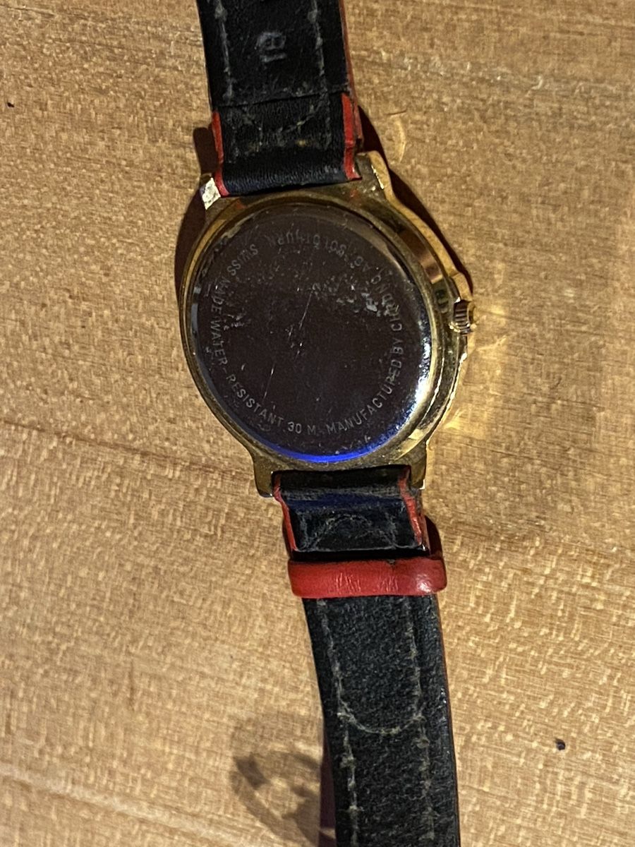 Orologi: Folkloric Swiss Made Uhr – Difettoso da Dotnacht venduto da 007ym 2