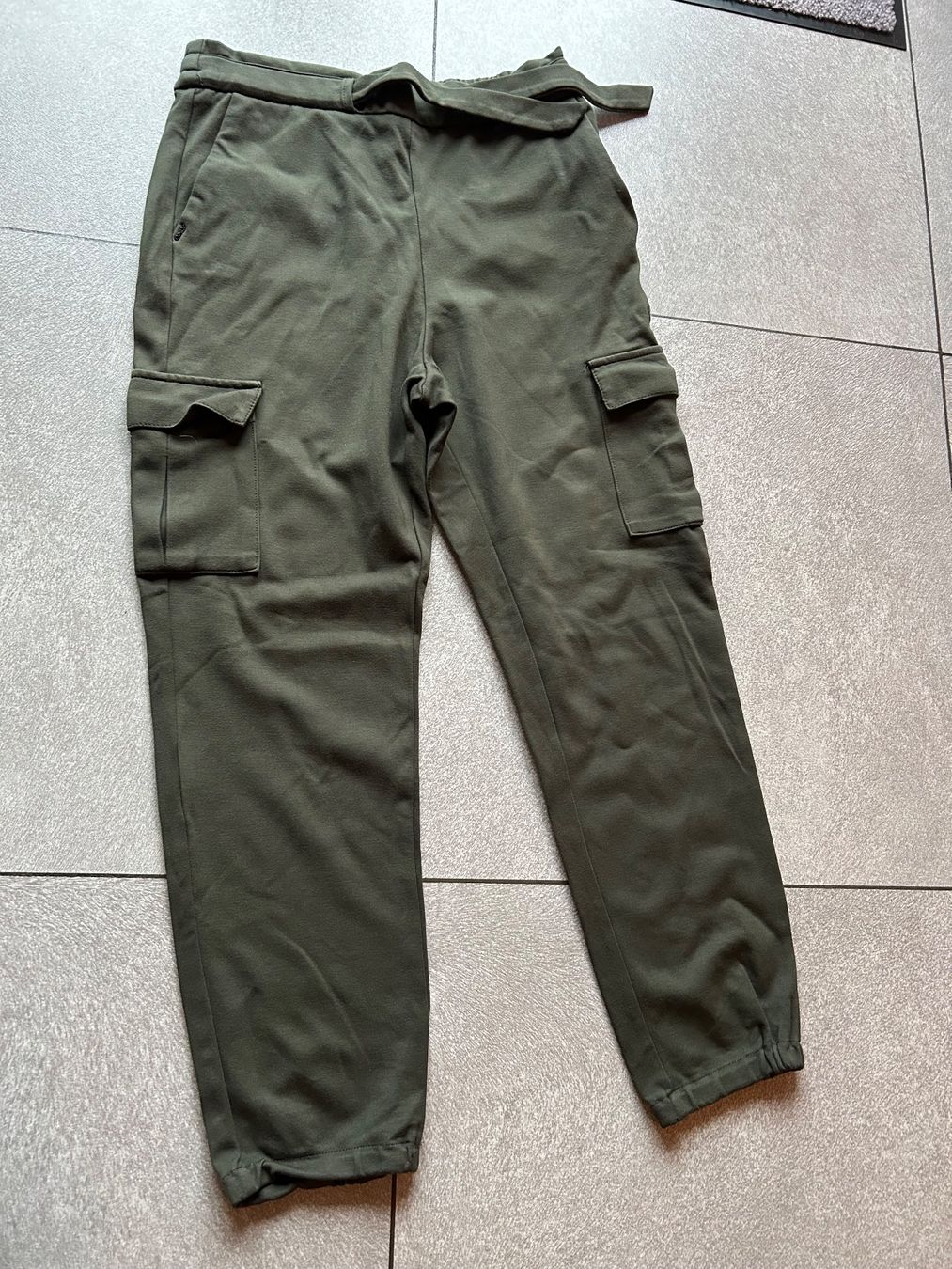 Only Hosen: Hose CARGO vert ONLY gr. 32‪ / S – Neu (gemäss Beschreibung) aus Arbedo von nadia1973