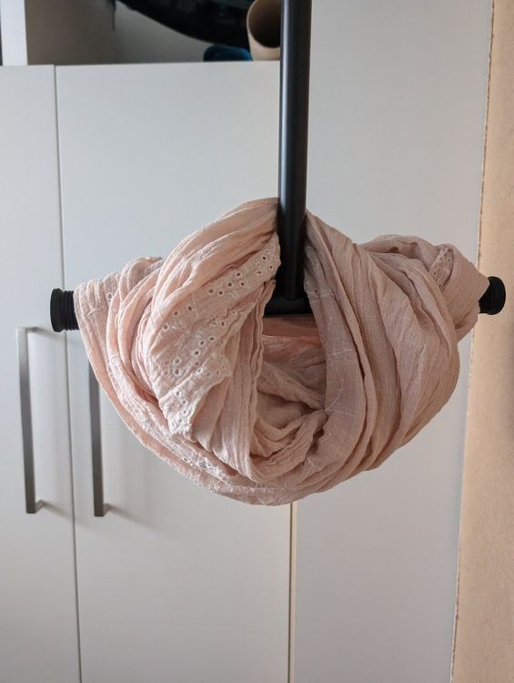 Foulards, Tücher & Schals: Ein Schlauchtuch – Gebraucht aus Zürich von Mousie