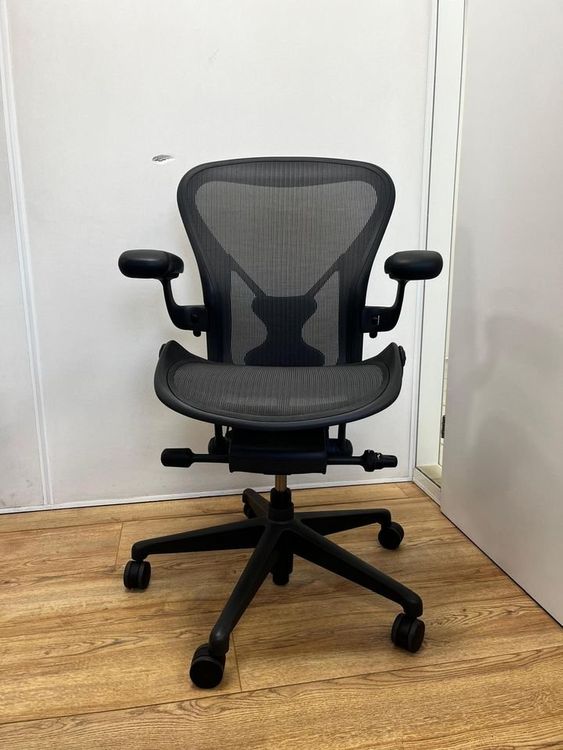 Herman Miller Aeron Remastered Posturefit Kaufen auf Ricardo