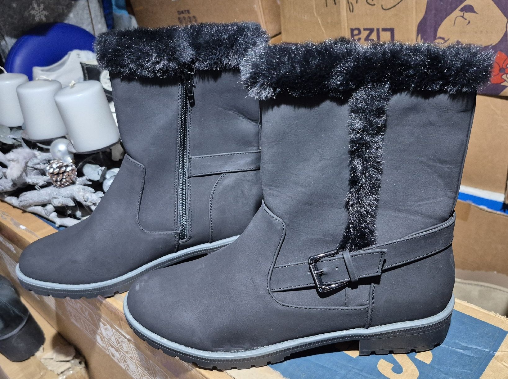 Damenschuhe: Damen Stiefel – Neu (gemäss Beschreibung) aus Wislikofen von Ana.Gomes 1