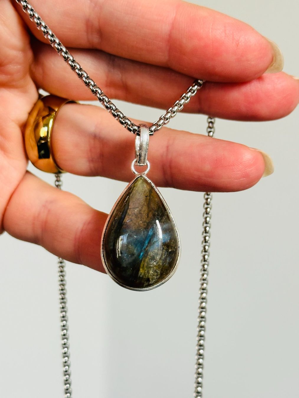 Catenine: Fashionable labradorite necklace – Nuovo e nell'imballaggio originale da Genève venduto da AGBERG 9