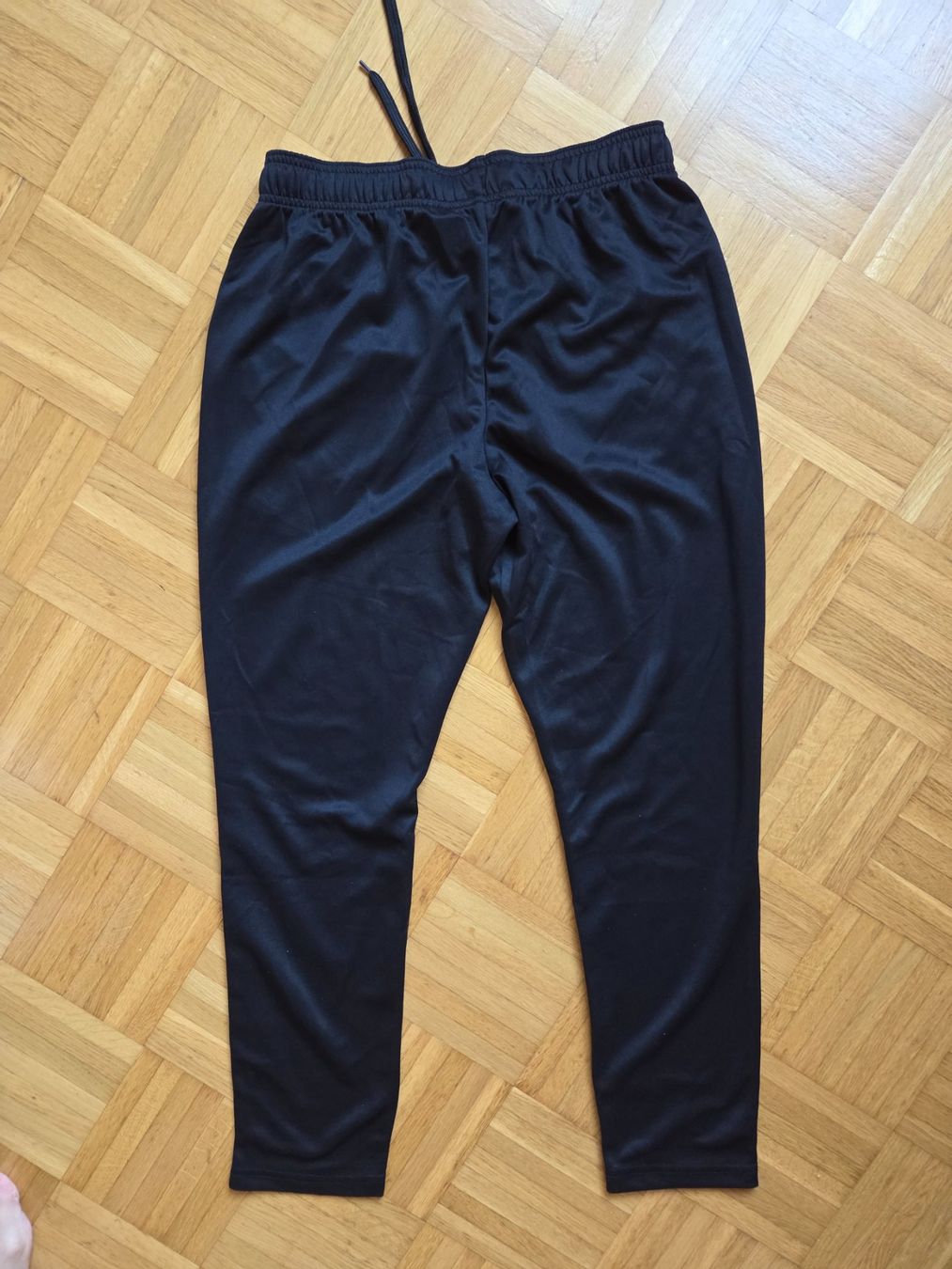 Kappa Pantaloni: Jogging Kappa noir – Usato da Grand-Lancy venduto da jess.gms 1