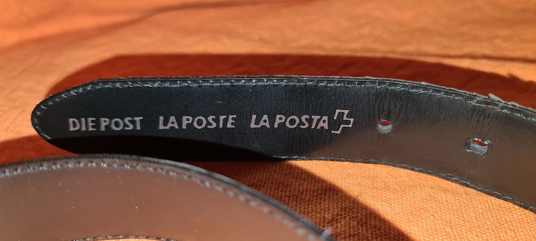 Ceintures: La Poste / Ceinture – D'occasion à Cortaillod par signep