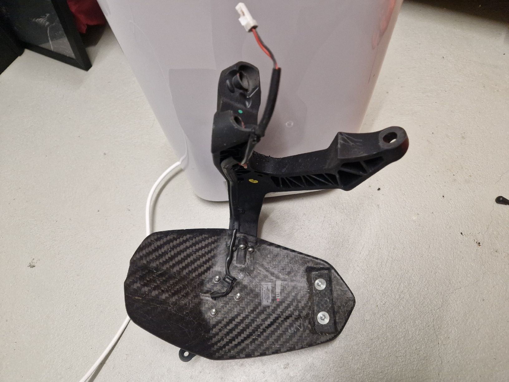 Ducati Tutti i ricambio per moto: Ducati Monster 1200 2014 Nummernhalter Carbon – Usato da Dintikon venduto da Salentino19822 1