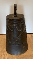 Antike Glocke, schöner Klang aus massiver Bronze