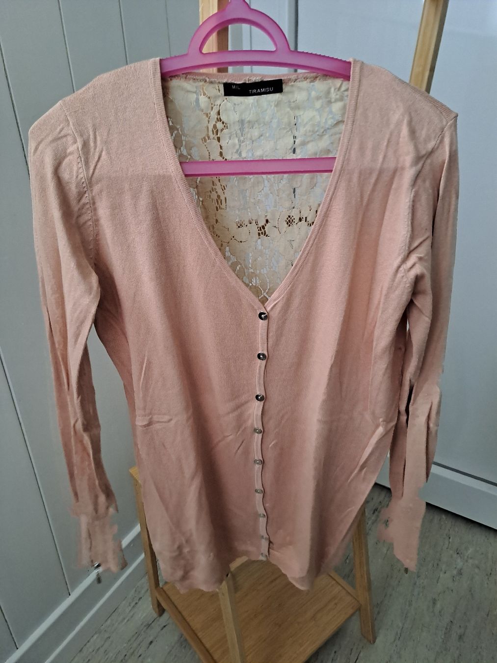 Giacche: Damen Strickjacke Grösse M/L rosa mit Spitze – Usato da Rickenbach LU venduto da bishiida