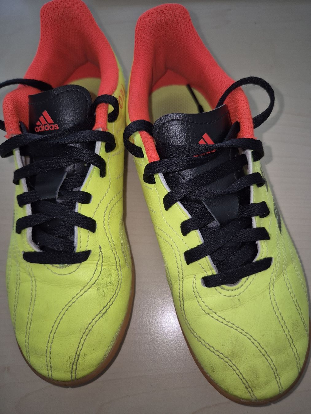 Adidas Scarpe per ragazzi: Adidas Hallenschuhe Gr. 35 – Usato da Altendorf venduto da caj_hry2 3