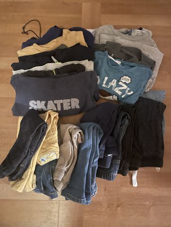 Kleiderpaket Junge diverse Marken Grösse 98 getragen