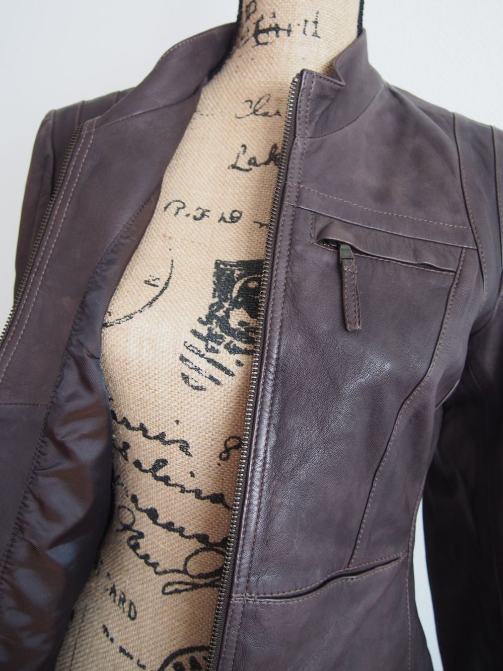Marc Cain Giacche: MARCCAIN  Exklusive Jacke feinstes Lamm Nappa – Usato da Stäfa venduto da meridianum 3