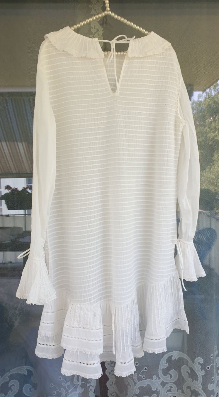 Miu Miu Vestiti: Kleid MIU MIU,CH-Gr.40,220 Fr. – Usato da Bülach venduto da reguskon 1