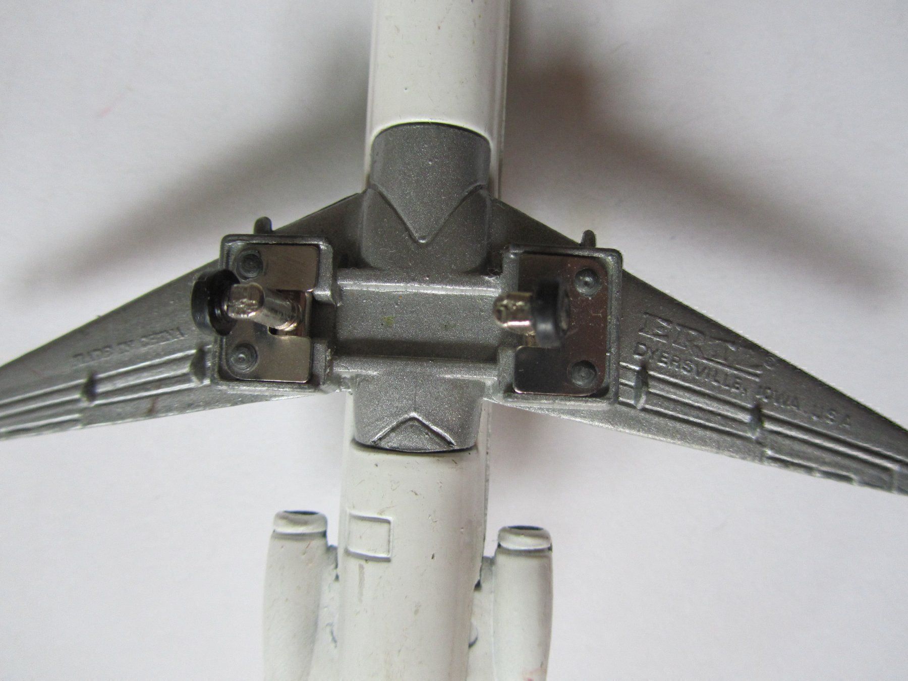 Modellbausätze & Standmodelle: Flugzeug Alitalia von Ertl – Gebraucht aus Weiningen ZH von dietsch57 6