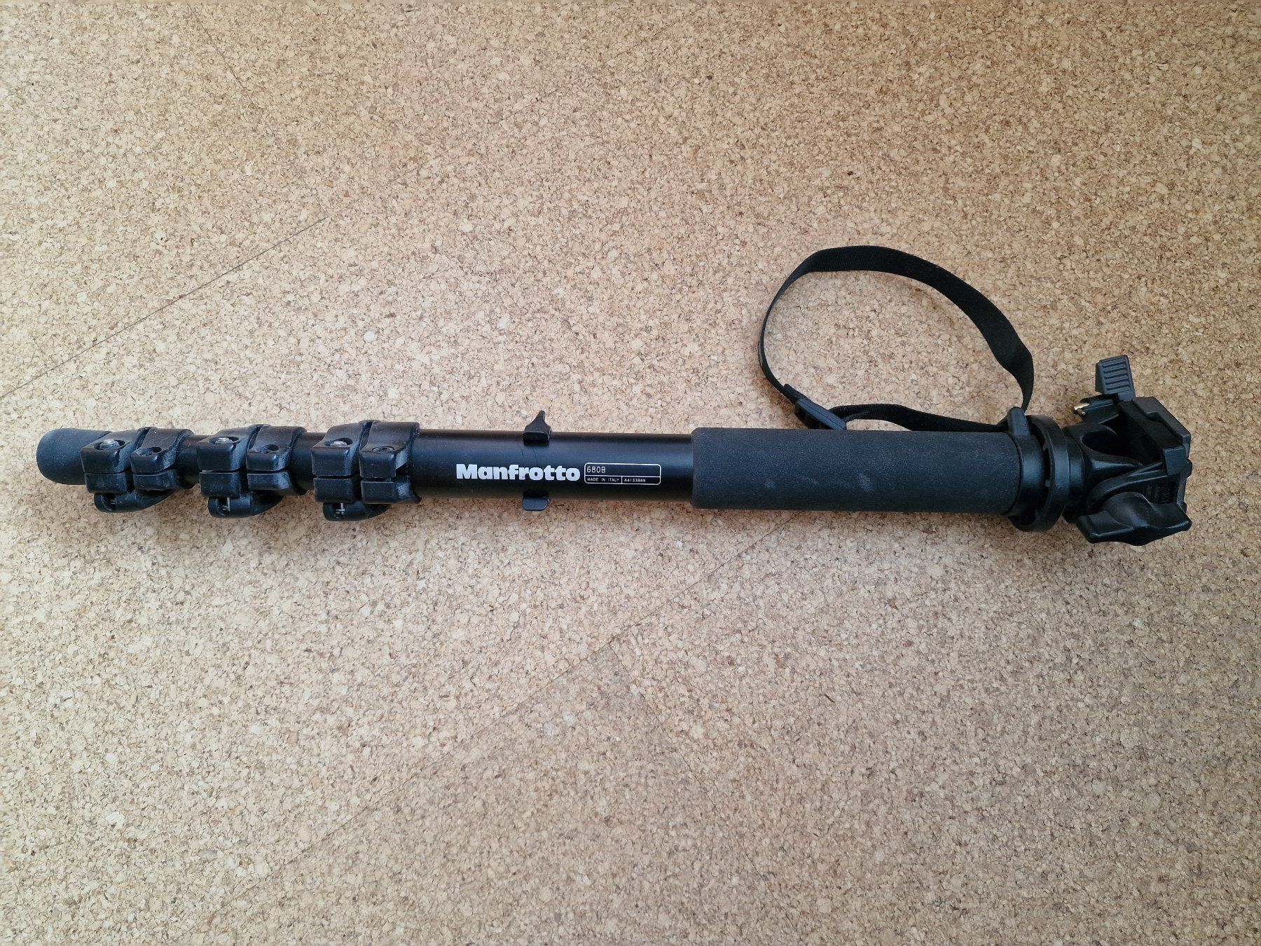 Manfrotto Stative & Köpfe: Manfrotto 680B Einbeinstativ mit Schnellwechselplatte – Gebraucht aus APPENZELL von heidi014