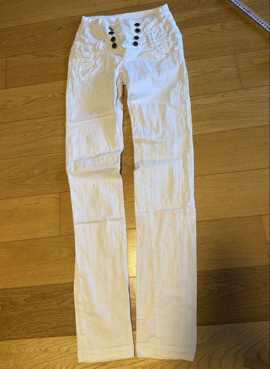 Jeans: Jeans taille 34 – Gebraucht aus Thonex von TropicalPlantsCorner