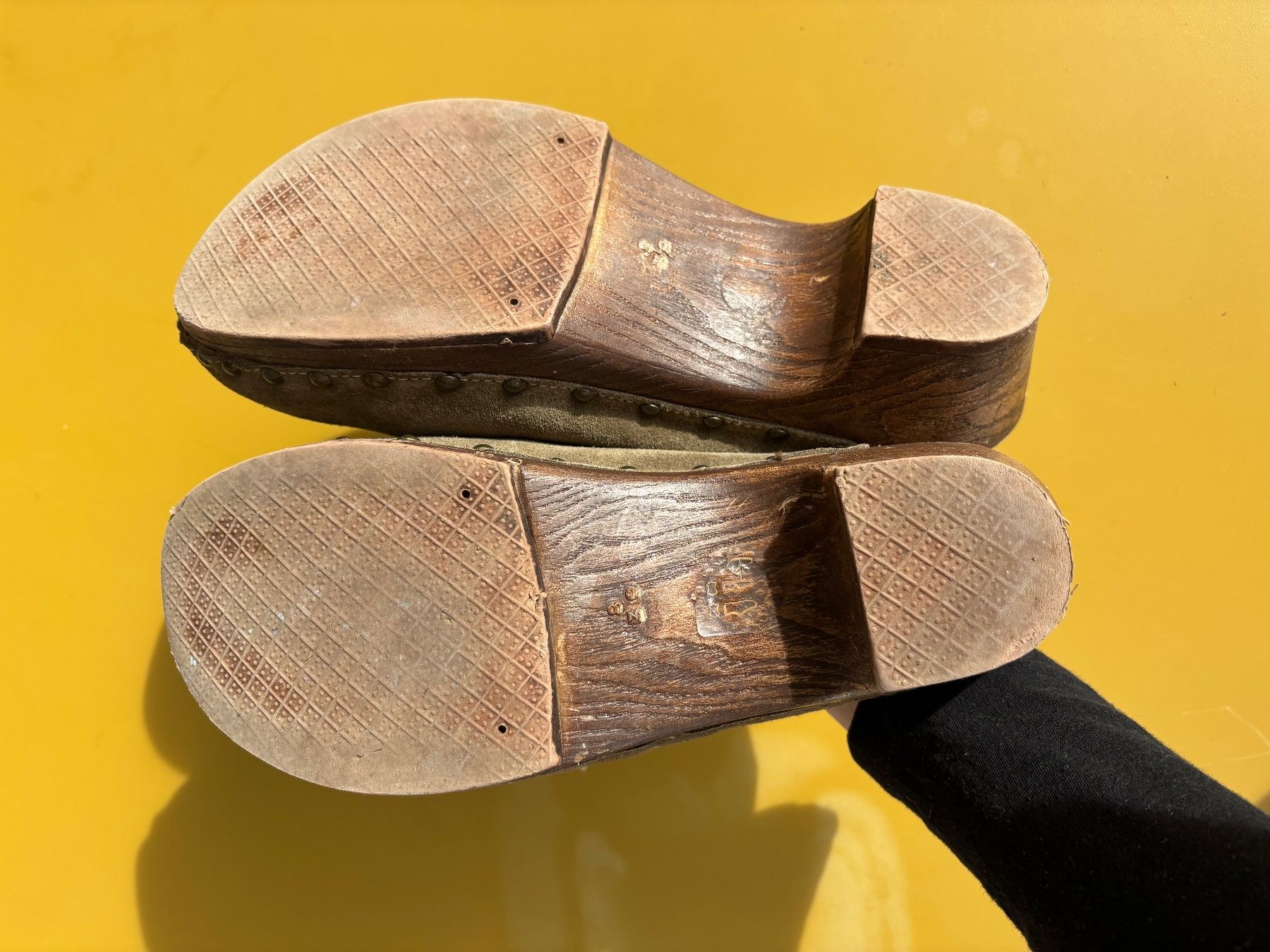 Damenschuhe: BERGHEIMER TRACHTENSCHUHE Leder Clogs Gr. 39 – Gebraucht aus Zürich von missmodernage 7