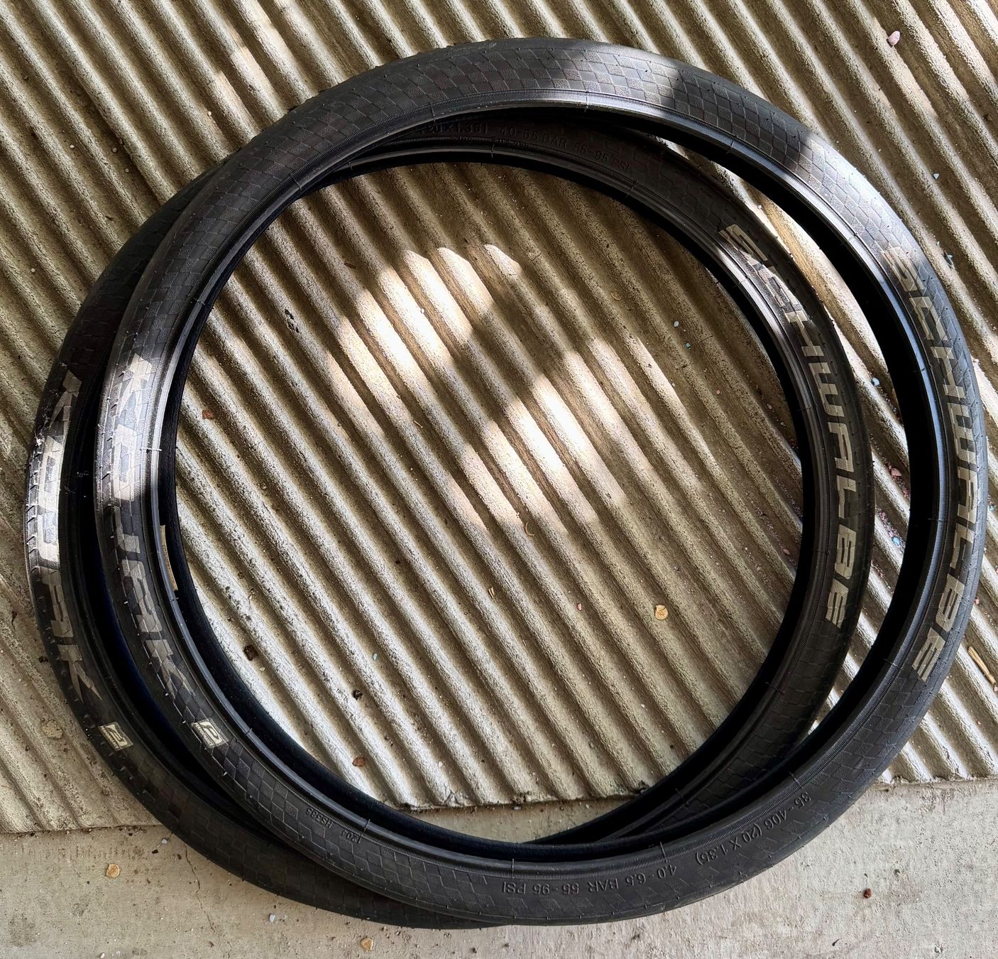 Schwalbe Pneumatici & Ruote complete: 2 Slick-Veloreifen Schwalbe Kojak 35-406 – Nuovo e nell'imballaggio originale da Küsnacht ZH venduto da Conrai