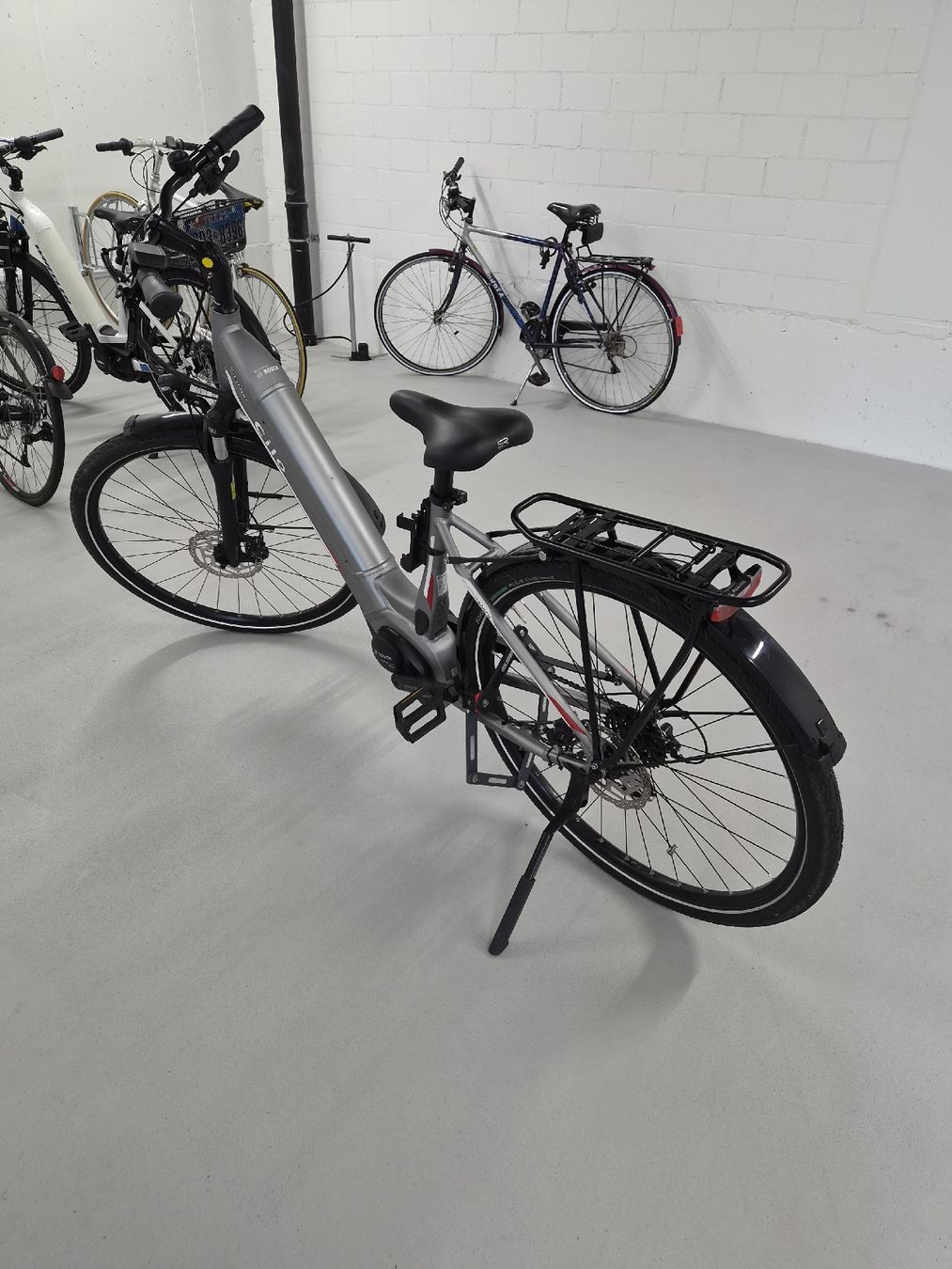 Cilo Biciclette: Cilo Cityliner Grau 28 Zoll – Usato da Uster venduto da Irinascloset 1