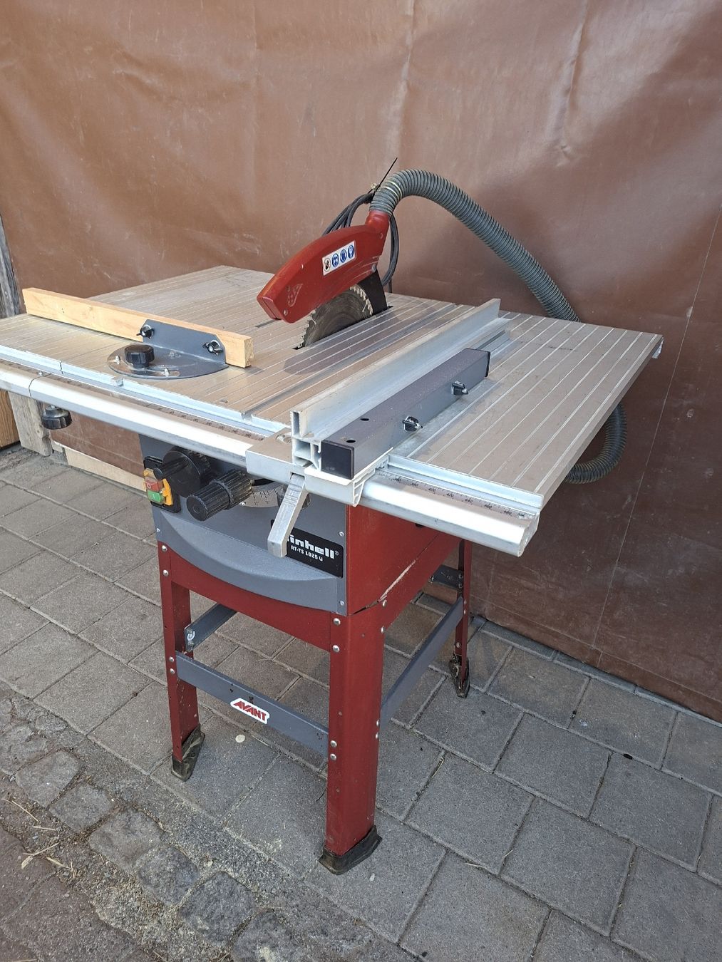 Einhell Seghe: Einhell Tischkreissäge TE-TS 1825 U – Usato da Niederuzwil venduto da peter. 2