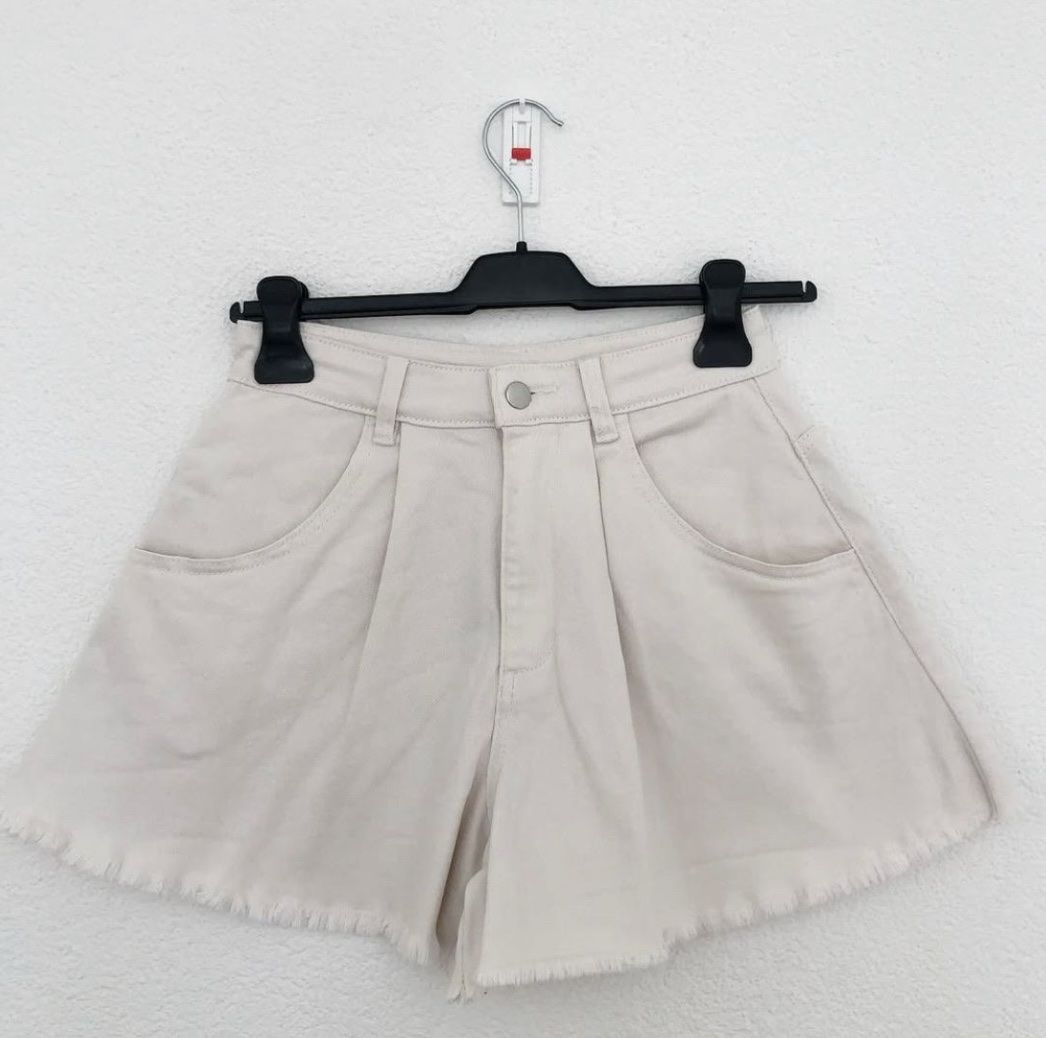 Tezenis Jeans: Kurze Jeans Hose von Tezenis – Usato da Cunter venduto da tiramisuuu_