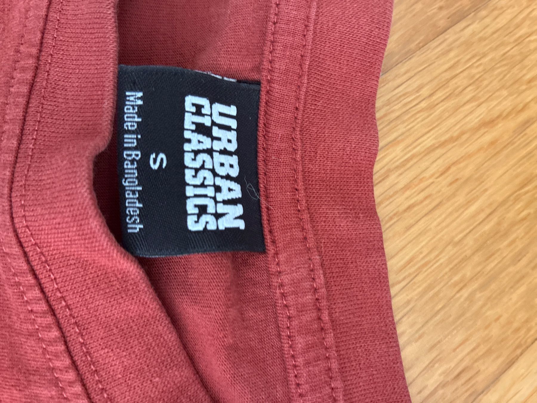 T-Shirts: Urban Classics Croptop – Gebraucht aus Altstätten SG von palmela.31 1