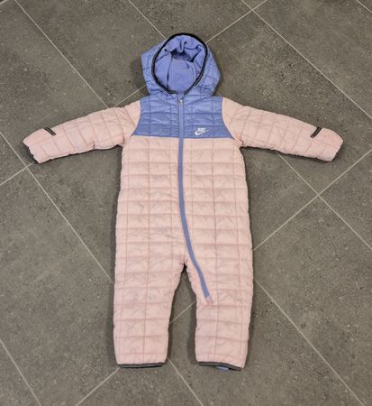 Nike Baby Schneeanzug, Grösse 86/92cm, Winter, Top!