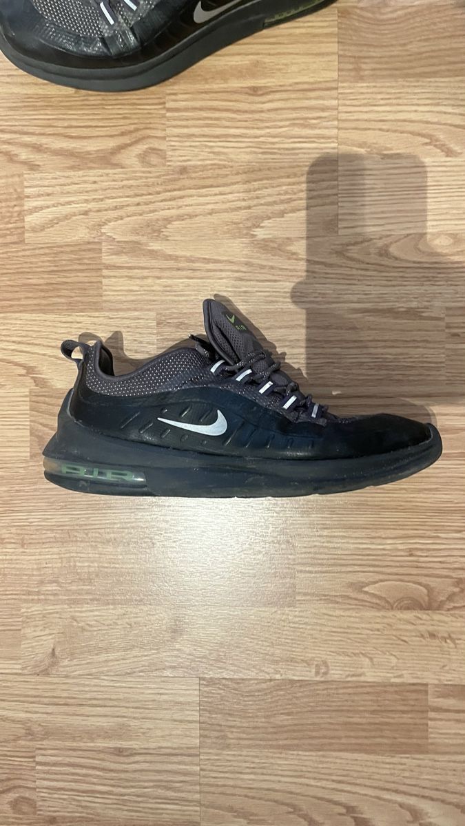 Nike Scarpe da uomo: Nike Air Max Axis black nr. 44 – Usato da Bassersdorf venduto da Sofonias 1