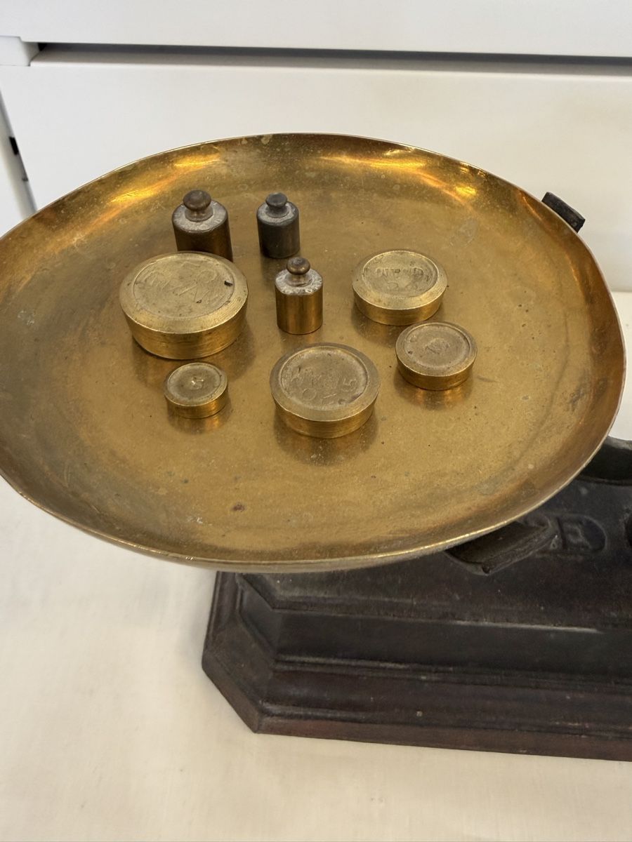Bilance e pesi: Balance de laboratoire ancienne avec poids – Usato da montreux venduto da Always-Good 5