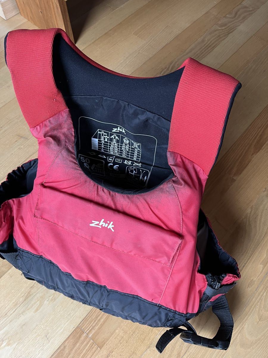 Schwimmwesten: Rettungsweste – Gebraucht aus Jona von Merchandise 2