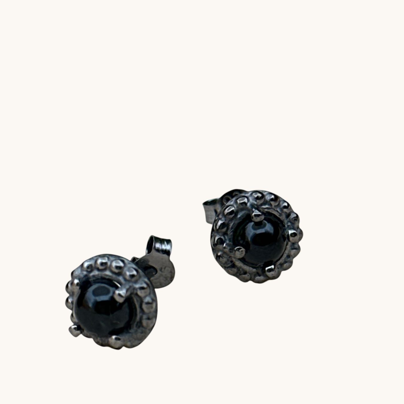 Olga Ribler Ohrringe & -stecker: Silberohrstecker mit Onyx, – Neu (gemäss Beschreibung) aus Luzern von MonikaS03 3
