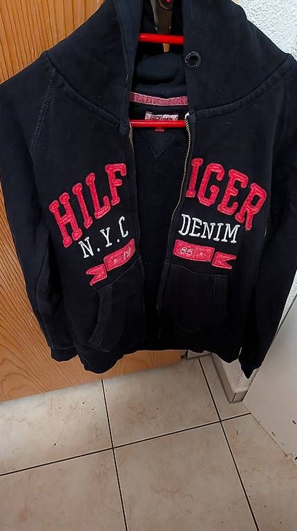 Tommy Hilfiger Giacche: Kapuzen Jacke Hilfiger Gr M – Usato da Wattenwil venduto da karinschaw 4