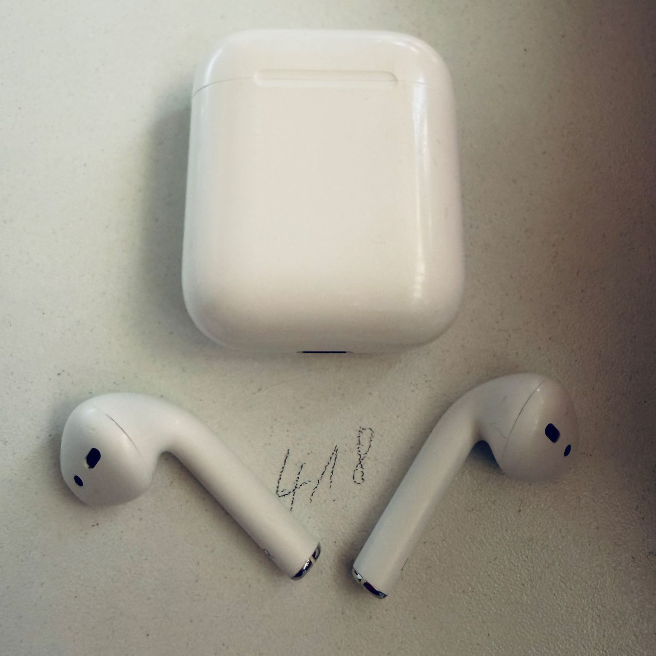 Apple Casques audio: Original Apple AirPods 2 Gen. Wireless Kopfhörer & Case – D'occasion à Basel par MY.AIRPODS.SHOP 9