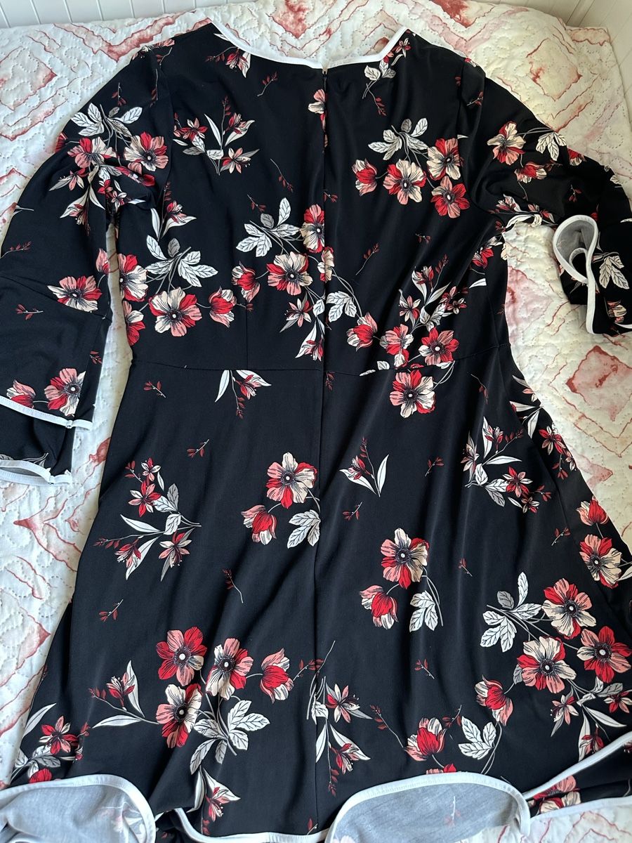 Kleider: Dress 16 (48) – Gebraucht aus Mendrisio von ketolin 2