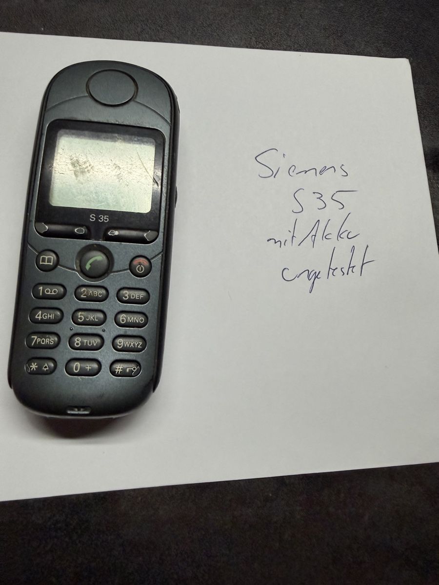 Siemens Telefoni cellulari / Smartphones: Siemens S35 mit Akku ungetestet – Usato da Wettingen venduto da NickInc