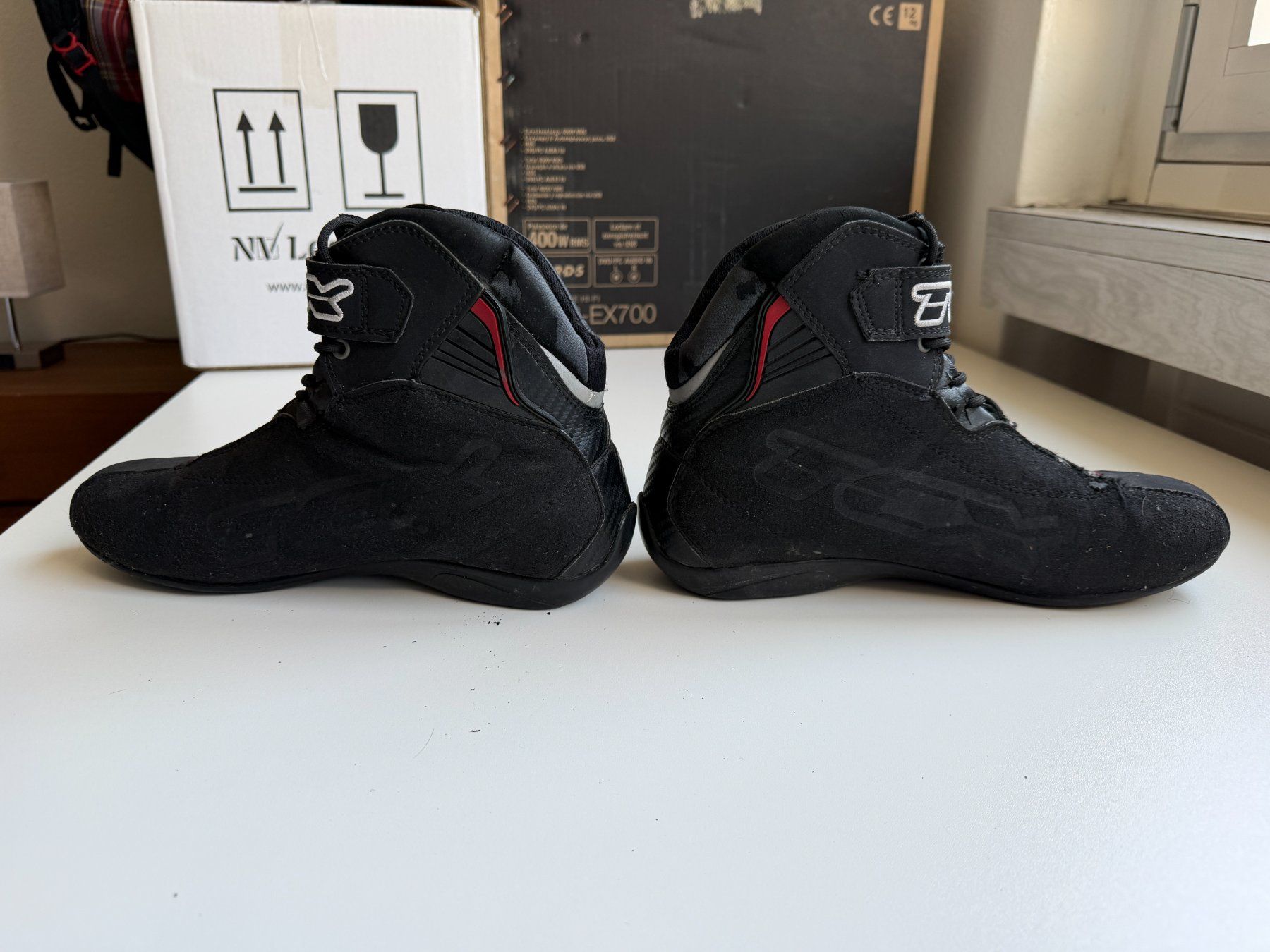 Scarpe da uomo: TCX Motorbike boots size 41 – Usato da Zürich venduto da JulesZHW 4