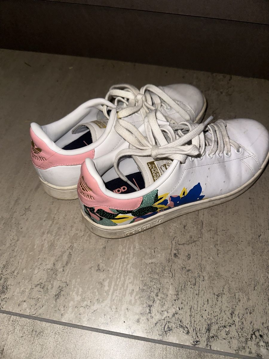 Adidas Chaussures femmes: Adidas Stan Smith – D'occasion à Martigny-Croix par mar_yt85 1