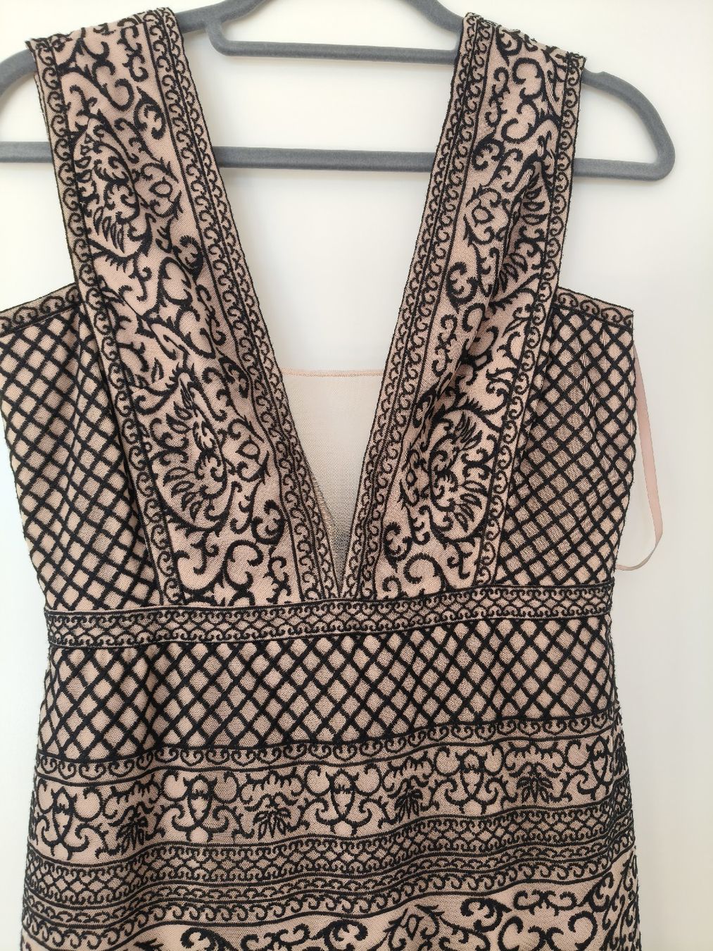 Max Mara Robes: Robe Max Azria  – Neuf (Voir description) à Chamoson par Yuriyaa