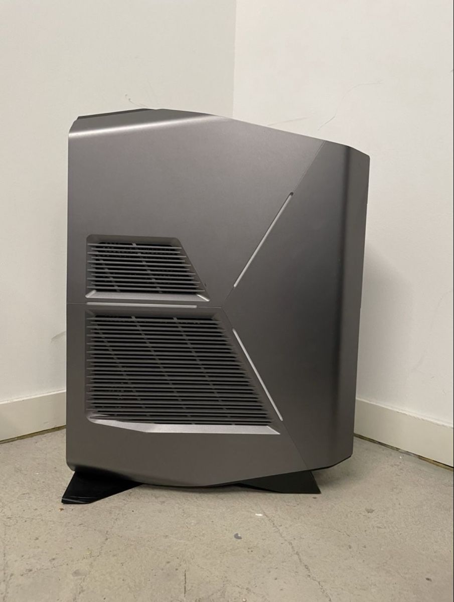 Alienware PCs: Alienware Aurora R6 – Gebraucht aus Bern von  1