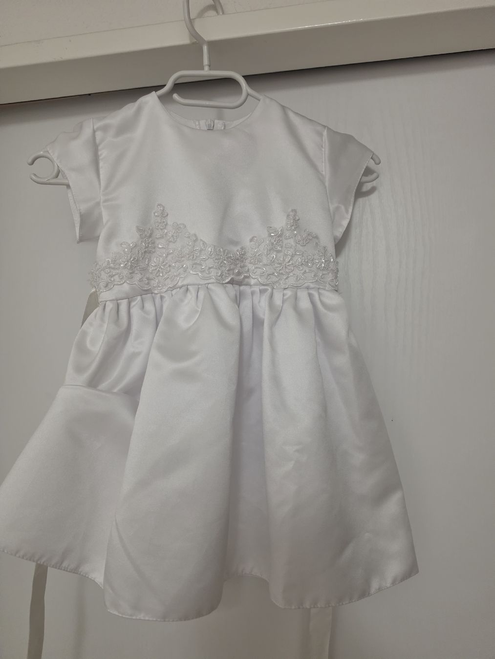 Kleider & Röcke: Taufkleid - Blumenmädchenkleid – Gebraucht aus Kefikon TG von Livline