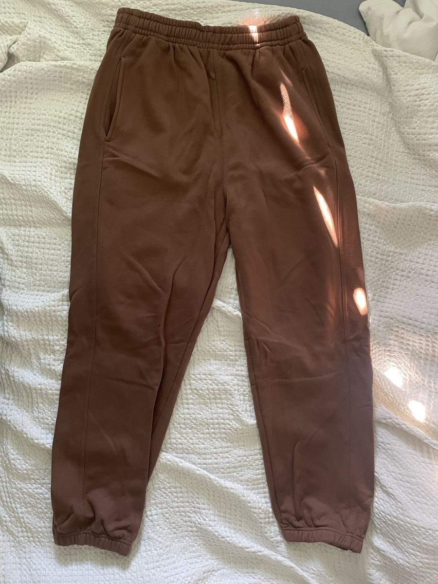 Hosen: Braune Sweatpants – Gebraucht aus Winterthur von Bakazil