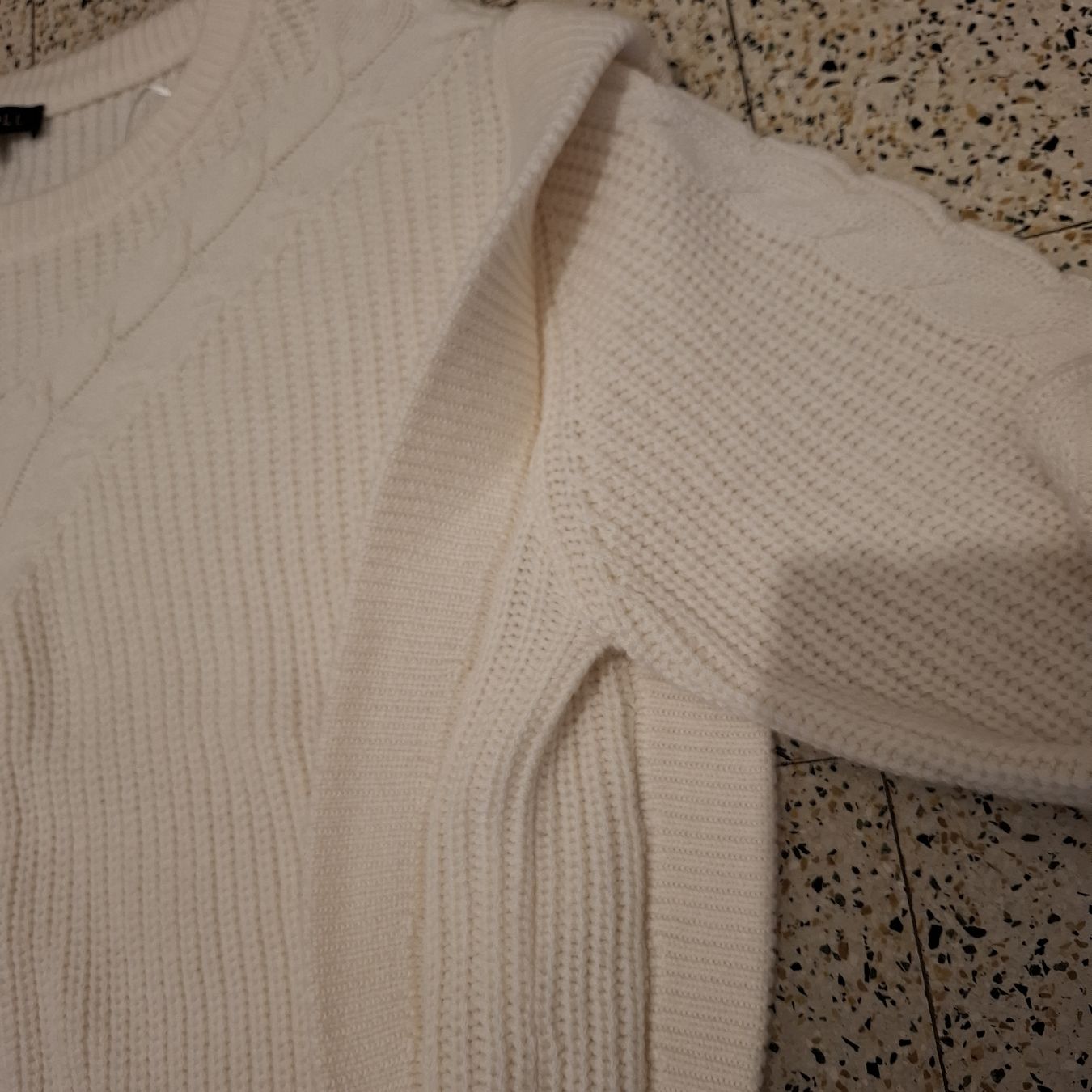 Caroll Pullover & Sweatshirts: Pull Caroll Blanc Crème en Laine - Taille L (40) – Gebraucht aus Le Locle von QUALI-PRIX 6
