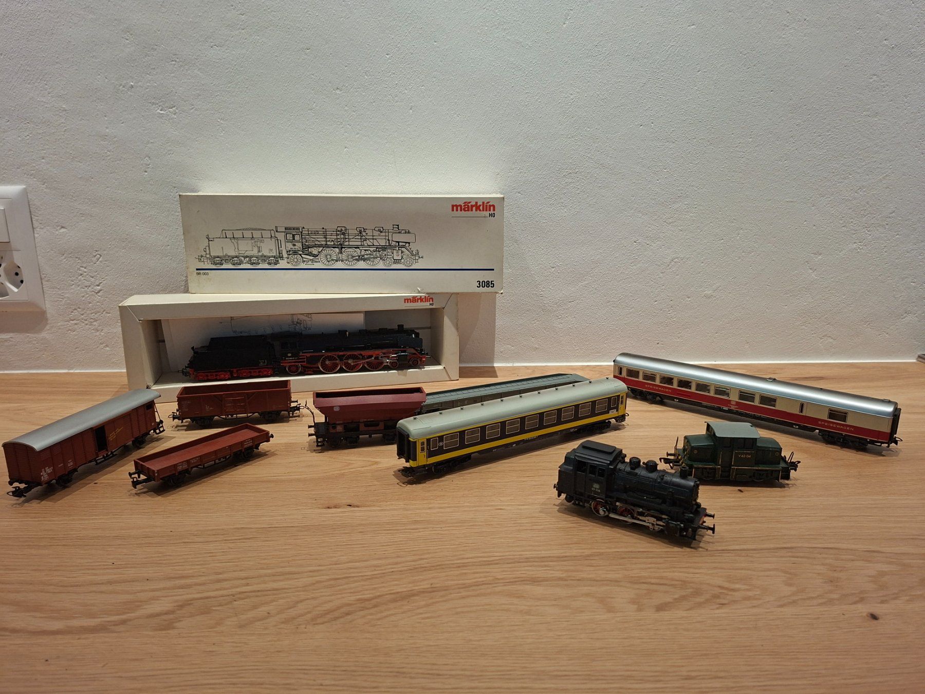 Märklin Modelleisenbahnen: Märklin Model Eisenbahn – Gebraucht aus Schaffhausen von Intius 5
